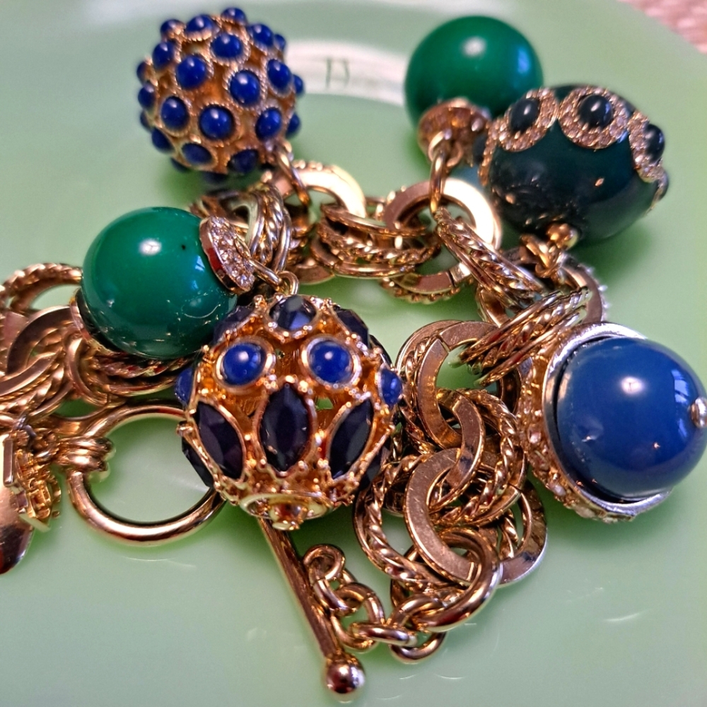 Ann Taylor vintage Bracelet.  Gorgeous!